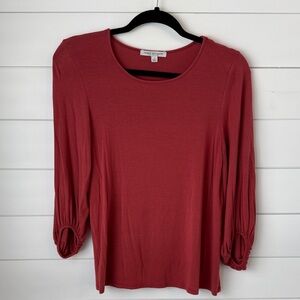 Green Envelope Women's Long Sleeve Top